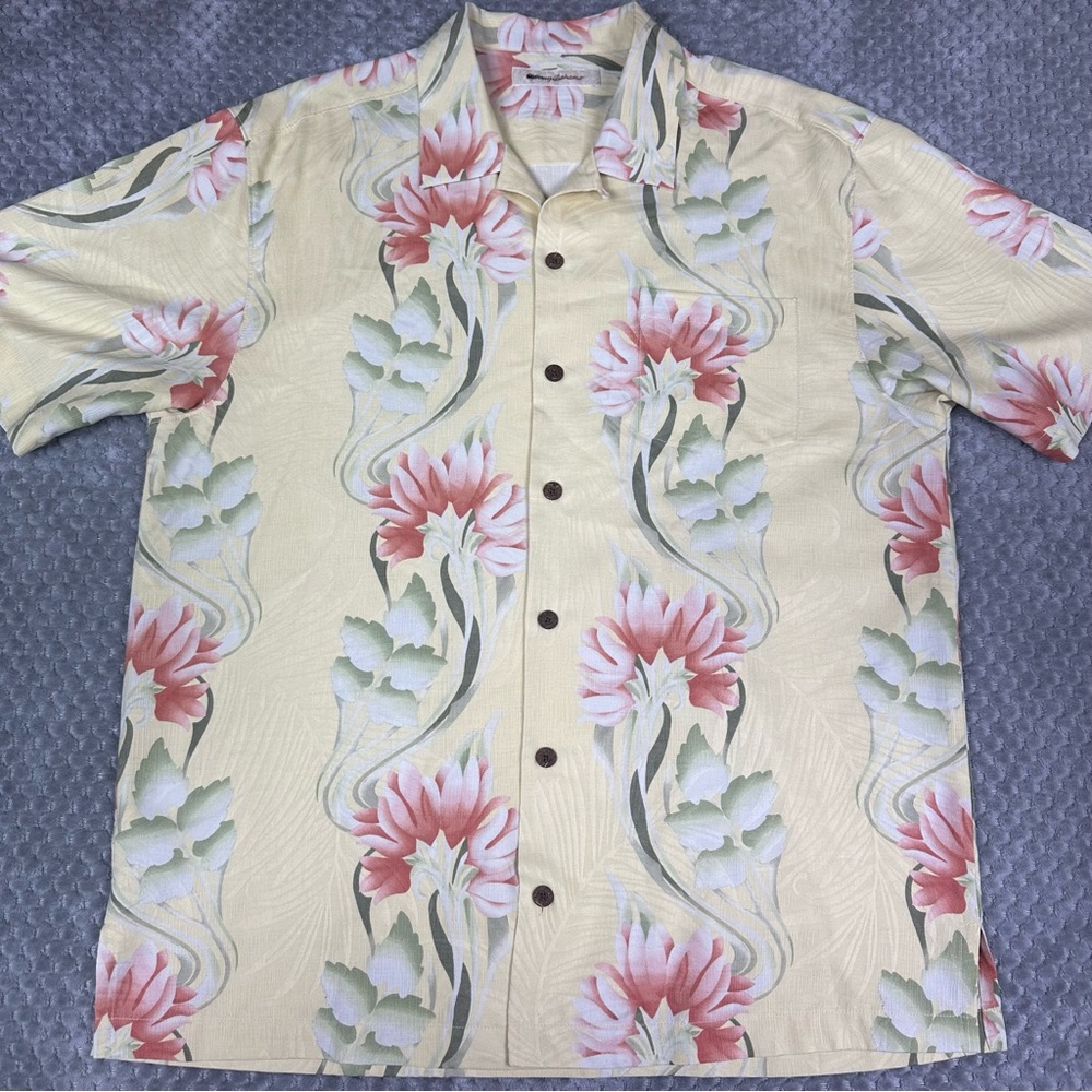 Tommy Bahama Hawaiian Shirt Mens Large Camp Silk Tropical Floral All Over Print